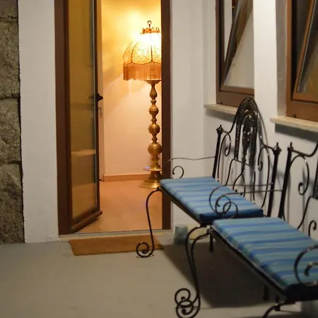 Geres E Cabreira - Romoa Vintage